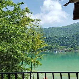 Les Sirenes Lepin-le-Lac